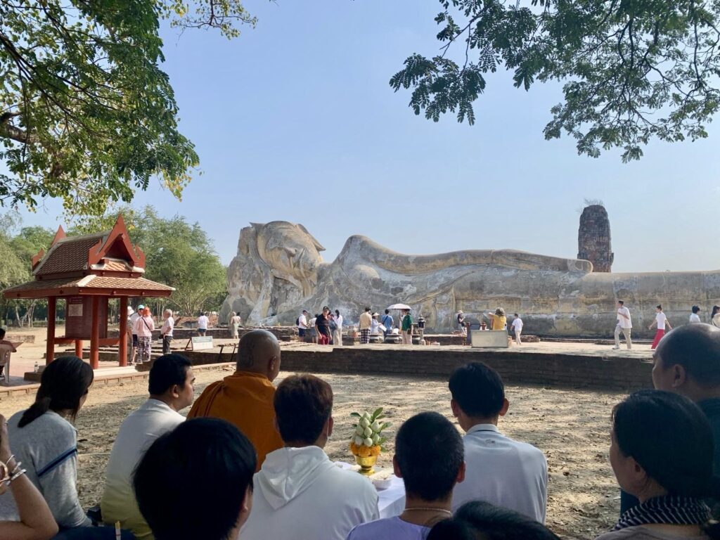Unlocking Spiritual Realization: A Journey on Makkhabucha Day